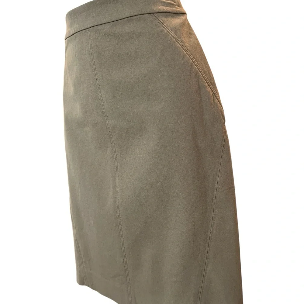 Ann Taylor Petite Beige Pencil Midi (20” Long) Skirt Size 00P or XXSP.